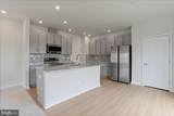 62 Peters Avenue - Photo 4