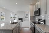 62 Peters Avenue - Photo 9