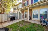 558 Hollyberry Way - Photo 4