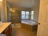 11506 Wild Hawthorn Court - Photo 14