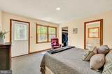 121 Pendragon Court - Photo 22