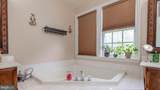 11400 Rolling Green Place - Photo 41