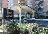 1 University Parkway - Photo 1