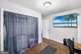 221 Walnut Street - Photo 18
