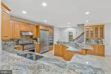 2901 George Howard Way - Photo 15