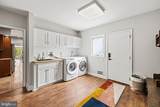 8901 Potomac Station Lane - Photo 32
