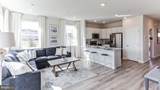 63 Alexander - Photo 2