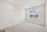 2907 Bleeker Street - Photo 17