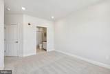 2907 Bleeker Street - Photo 18