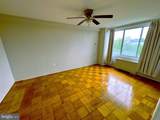 10201 Grosvenor Place - Photo 16