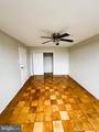 10201 Grosvenor Place - Photo 17