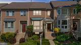 12 Taverngreen Court - Photo 44