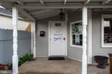 215 Irving Avenue - Photo 4