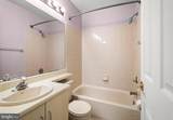 324 Surrey Court - Photo 16