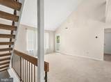 324 Surrey Court - Photo 9