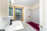 833 Evesham Avenue - Photo 10