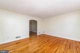 833 Evesham Avenue - Photo 3