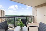 205 Yoakum Parkway - Photo 25