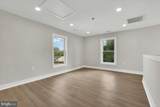 9204 Douglas Street - Photo 15