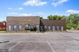 902 Front Street - Photo 2