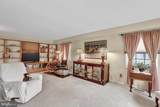 78 Kent Avenue - Photo 4