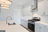 2406 Hawthorne Drive - Photo 8