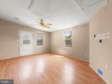 907 Princeton Terrace - Photo 15