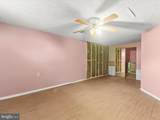 907 Princeton Terrace - Photo 33