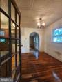 907 Princeton Terrace - Photo 6