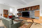 210 Washington Square - Photo 3