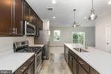 606 Snapdragon Court - Photo 8