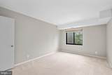 309 Yoakum Parkway - Photo 21