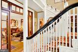 140 Charlotte Street - Photo 9
