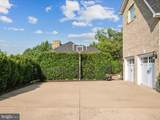 337 Hermitage Boulevard - Photo 17