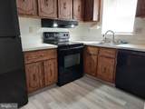 711 Governor Circle - Photo 4