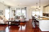 736 Mckenzie Avenue - Photo 6