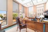 28 Penn Square - Photo 4