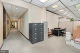 28 Penn Square - Photo 10