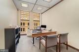 28 Penn Square - Photo 11