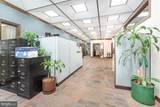 28 Penn Square - Photo 30