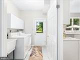 8020 Lions Crest Way - Photo 16