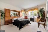 1000 Phipps Woods Court - Photo 17