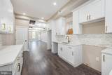 1713 Bond Street - Photo 8