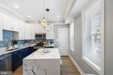 2718 Fairmount Avenue - Photo 11
