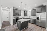 207 Lincoln - Photo 11