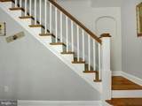 907 View Street - Photo 16
