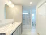 4 Carlisle Way - Photo 36