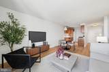 604-36 Washington Square - Photo 4