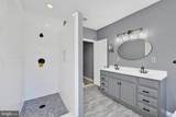 2527 Foster Avenue - Photo 22