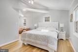 6908 Barrett - Photo 7